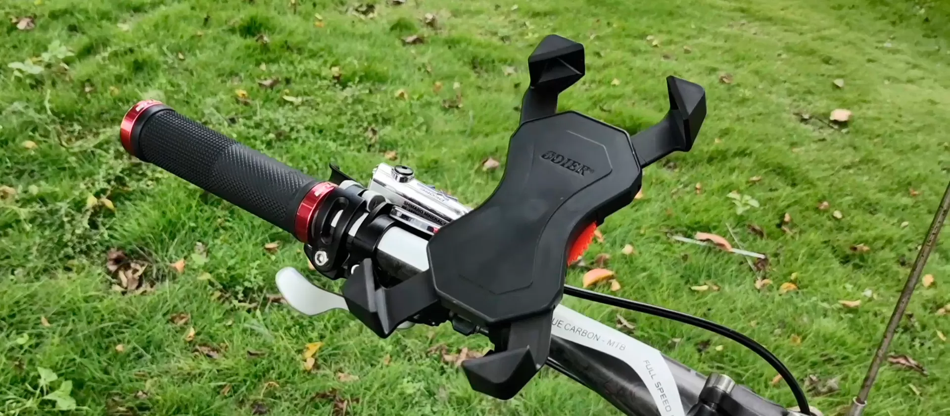 Highlight of Four Corner Self-locking Bike Phone Holder PB03