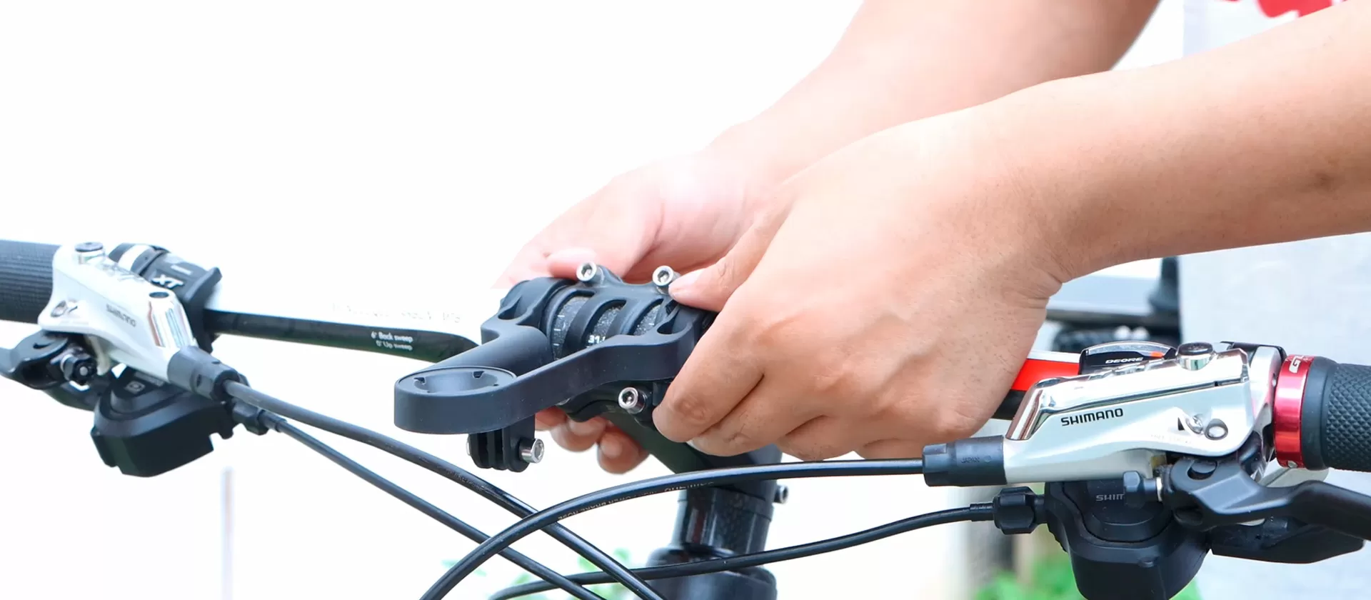 Highlight of Magnetic Quick Release Bike Phone Holder XB02P-I16ProMax
