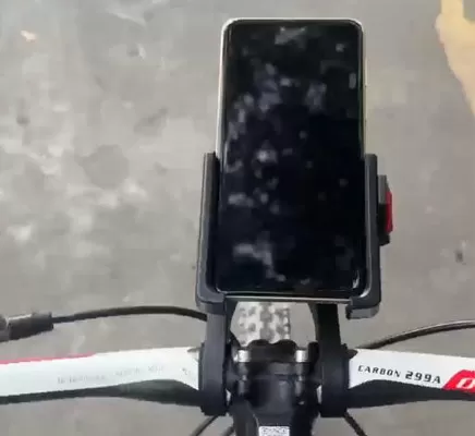 Odier's New Quick-Release Anti-Shake Shock-Absorbing Mount for Mountain and Road Bikes